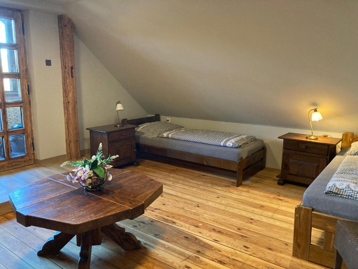 Penzion, Restaurace Jaro Vesin Brdy Rozmital pod Tremsinem Luaran gambar